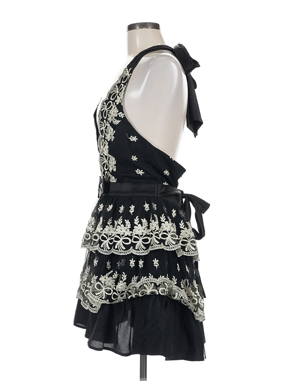MABLE Black Ivory Embroidered Lace Halter Tiered Ruffle Mini Dress Backless Med. - Picture 5 of 7